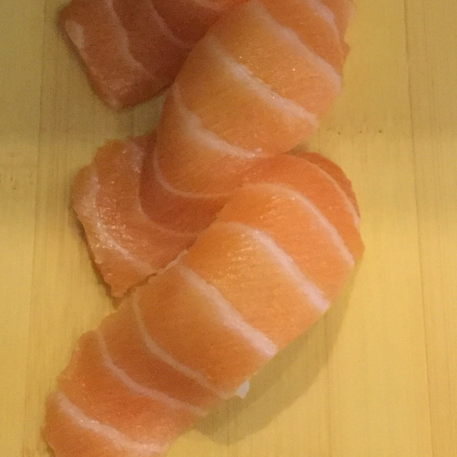 sake salmon sushi